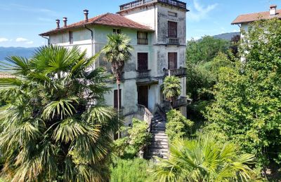 Character properties, Art Nouveau villa in Verbania Antoliva with lake view and garden
