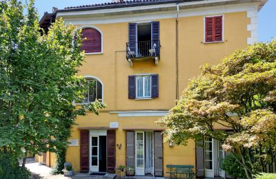 Historic Villa for sale Verbano-Cusio-Ossola, Intra, Piemont:  Exterior View