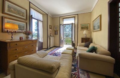 Historic Villa for sale 28010 Nebbiuno, Alto Vergante, Piemont:  