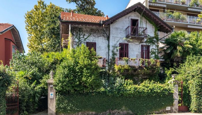 Historic Villa Verbano-Cusio-Ossola, Pallanza 2