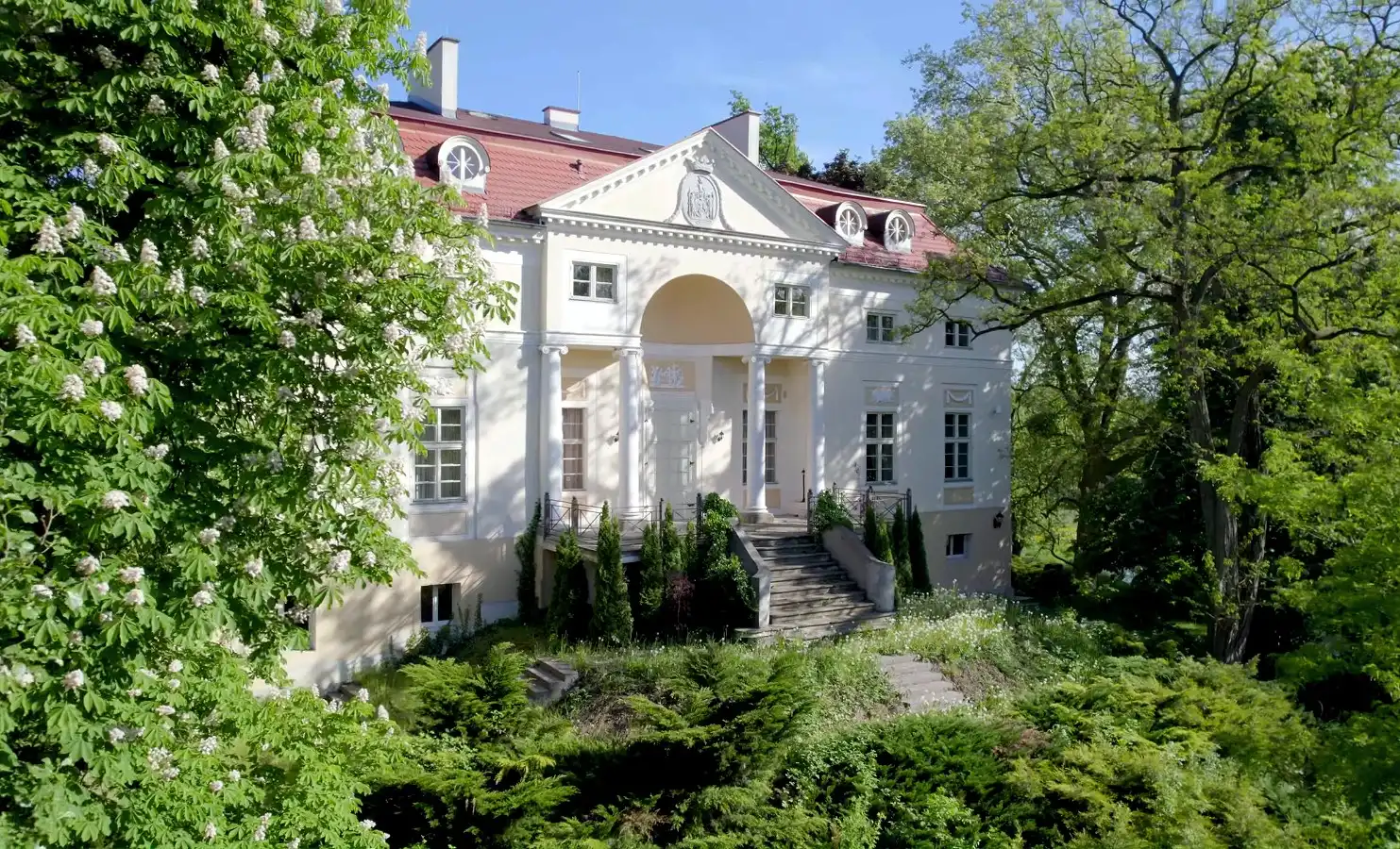 Photos Country estate with manor near Wrocław
