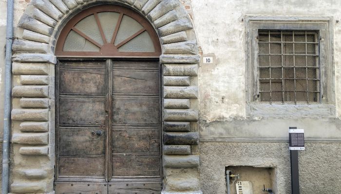 Castle Piobbico, Marche