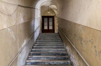 Castle for sale Piobbico, Garibaldi  95, Marche:  Staircase