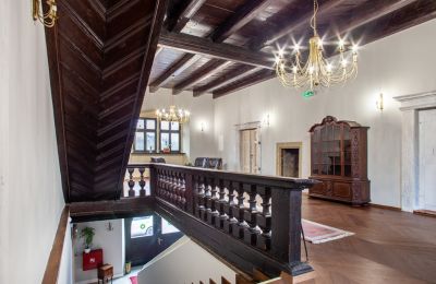 Manor House for sale Sędzisław, Dwór w Sędzisławiu, Lower Silesia, Hallway