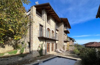 Country home for sale Piemont, Hausfront