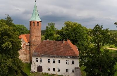 Medieval Castle for sale Karłowice, Zamek w Karłowicach, Opole Voivodeship:  Exterior View