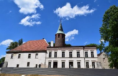 Medieval Castle for sale Karłowice, Zamek w Karłowicach, Opole Voivodeship:  