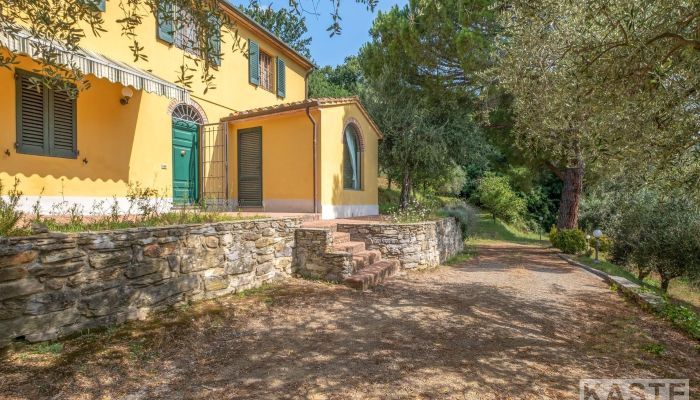 Country House for sale Vicopisano, Tuscany,  Italy