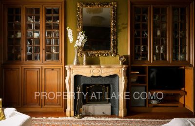 Historic Villa for sale Bellano, Lombardy:  Fireplace