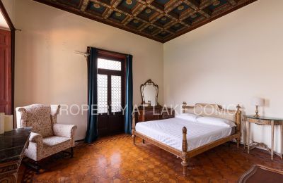 Historic Villa for sale Torno, Lombardy:  Bedroom