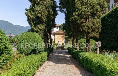 Historic Villa for sale Torno, Lombardy:  Access