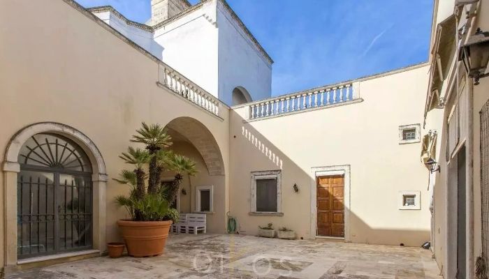 Town House for sale Squinzano, Apulia,  Italy