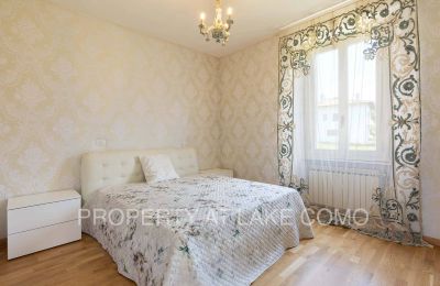 Historic Villa for sale Dizzasco, Lombardy, Bedroom