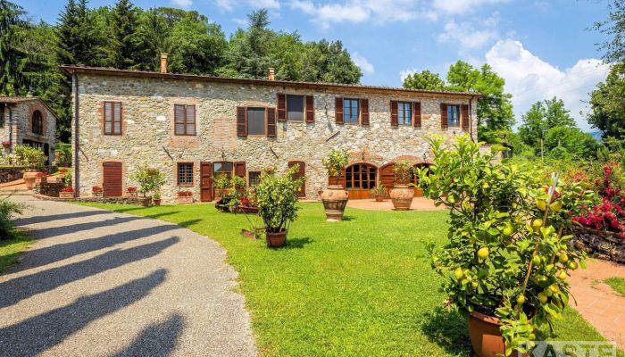 Country House for sale Lucca, Tuscany,  Italy