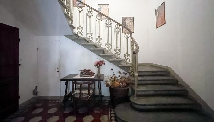 Historic Villa for sale Santo Pietro Belvedere, Tuscany,  Italy