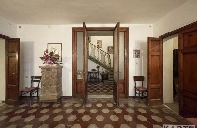 Historic Villa for sale Santo Pietro Belvedere, Tuscany, Image 5/14