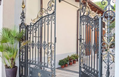 Castle Apartment for sale 28040 Lesa, Piemont, Image 12/19