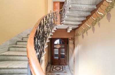 Castle Apartment for sale 28040 Lesa, Piemont:  