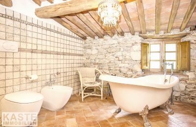 Country House for sale Pescaglia, Tuscany:  Bathroom