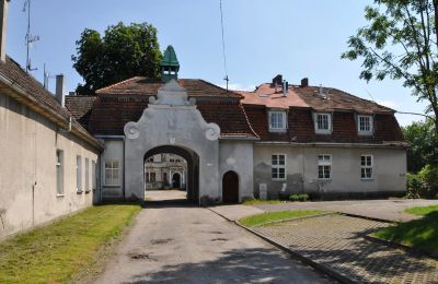 Castle for sale Płoty, Nowy Zamek, West Pomeranian Voivodeship:  