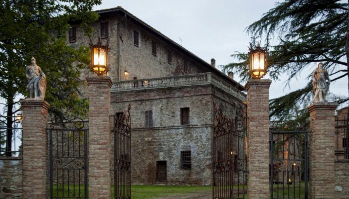 Manor House Buonconvento, Tuscany