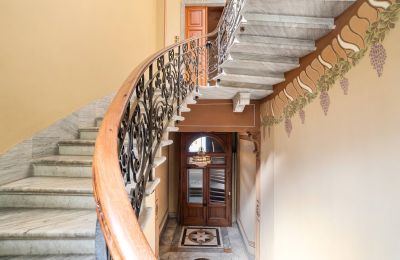 Historic Villa for sale 28040 Lesa, Via Portici, Piemont:  