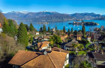 Historic Villa for sale 28838 Stresa, Piemont, Image 3/28