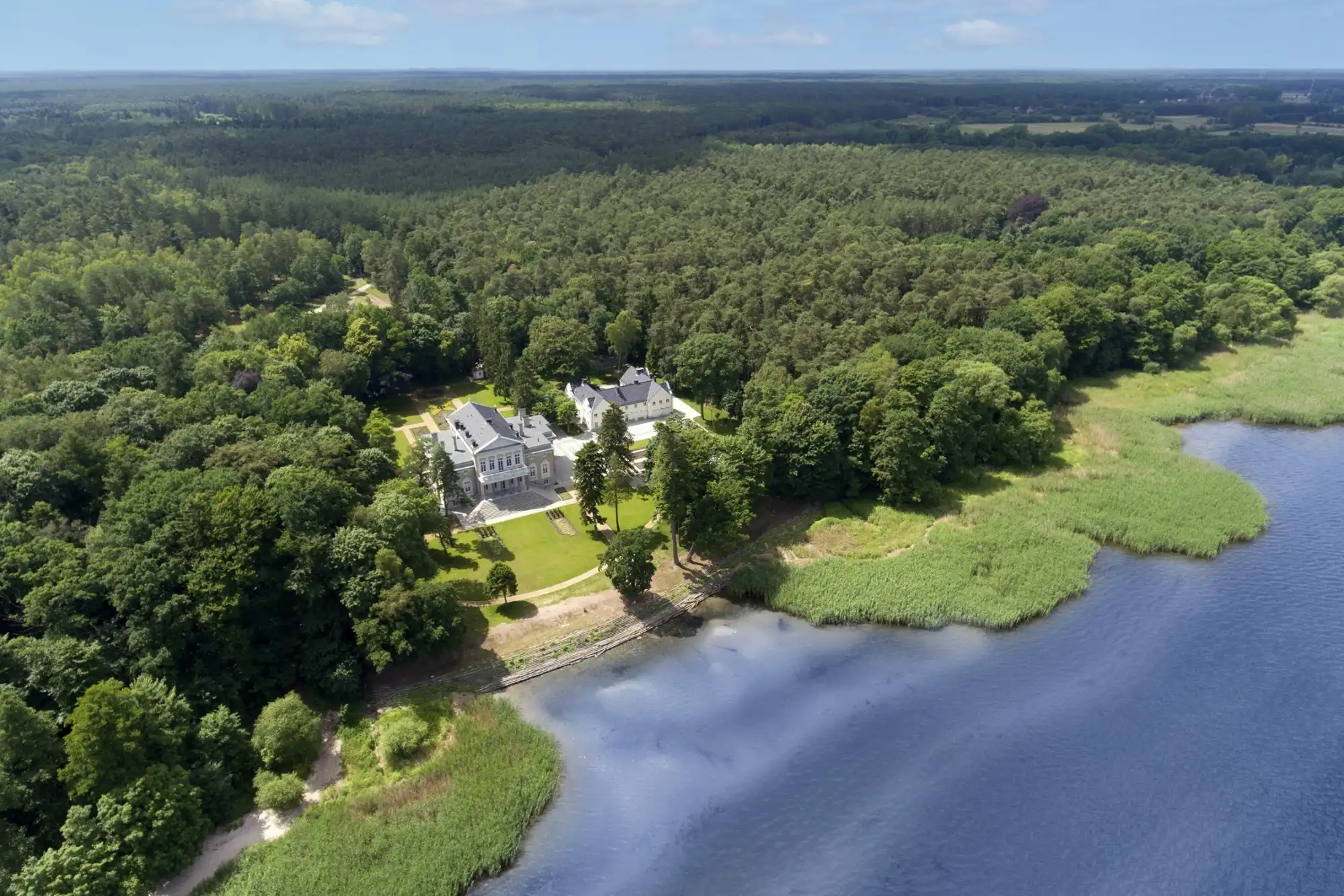 Photos Prime lakeside estate in North Western Poland