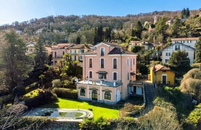 Historic Villa for sale 28838 Stresa, Binda, Piemont:  