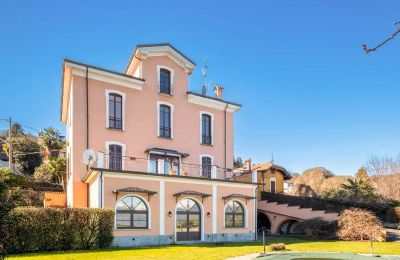 Historic Villa for sale 28838 Stresa, Binda, Piemont:  