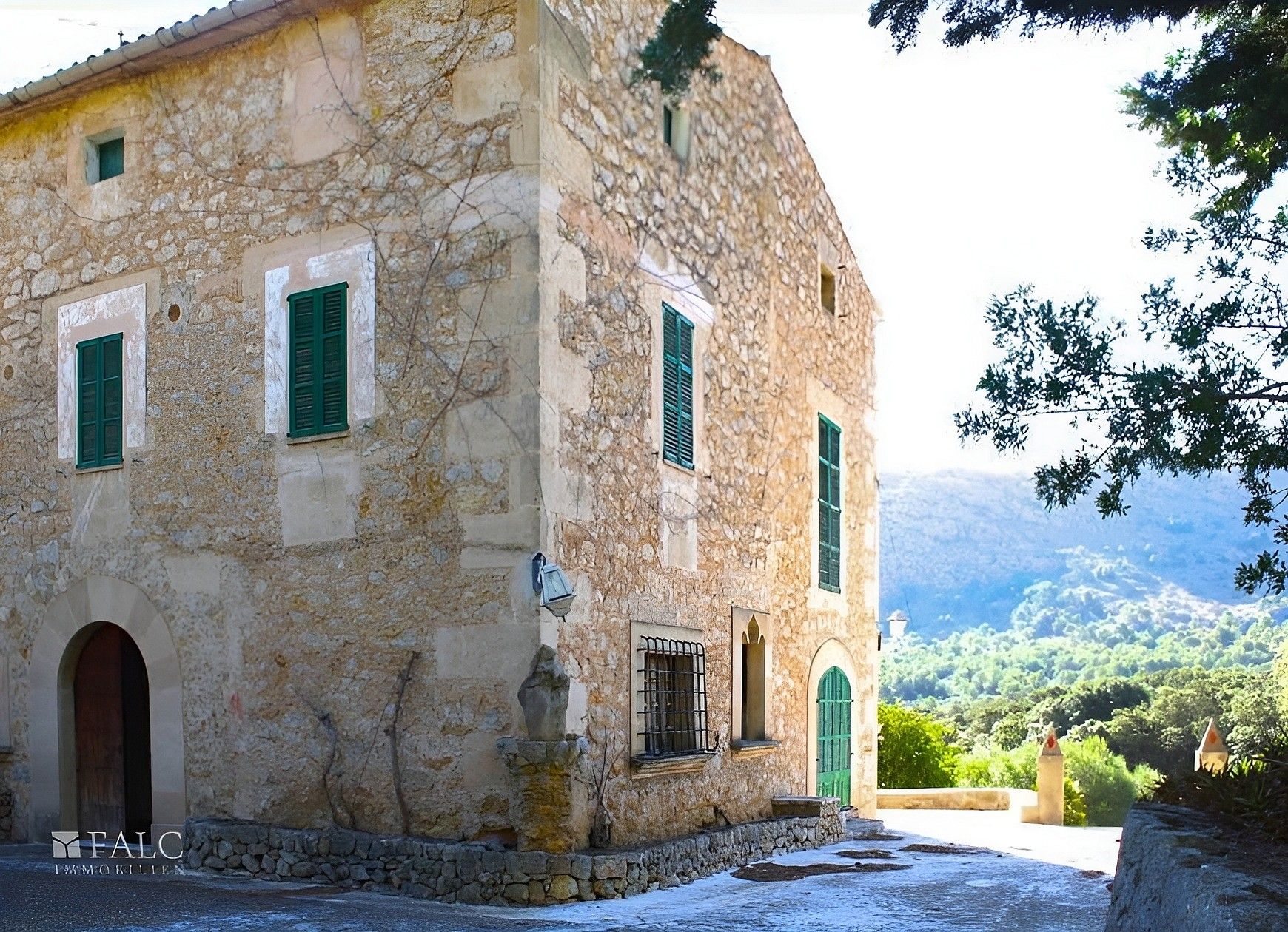 Photos Estate in the north of Majorca near Cap Formentor, 244 ha grounds