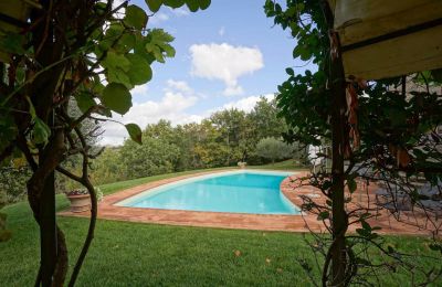 Country home for sale 06019 Preggio, Umbria, Image 3/32