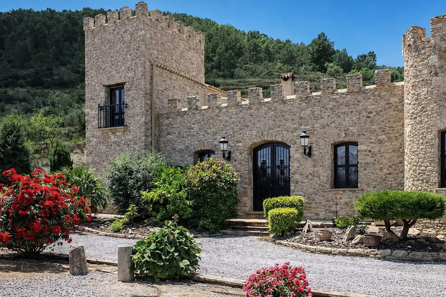 Photos  Restored 19th-century manor house with 99 acres of mountain estate near Relleu, Alicante