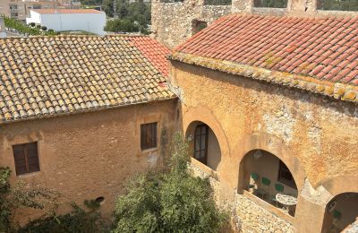 Medieval Castle for sale Creixell, Carrer Ignasi Iglesias 13, Catalonia:  