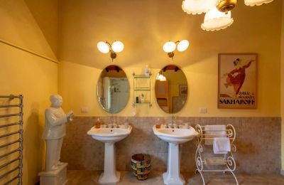 Country home for sale Vicchio, Tuscany, Image 16/39