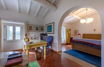 Country home for sale Vicchio, Tuscany, Image 22/39