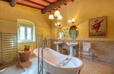 Country home for sale Vicchio, Tuscany, Image 25/39