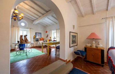 Country home for sale Vicchio, Tuscany, Image 28/39