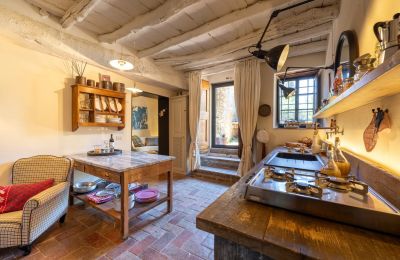 Country home for sale Lamole, Tuscany, Image 9/37