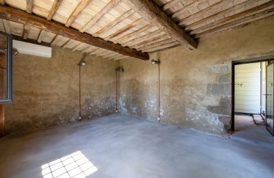 Country home for sale Lamole, Tuscany, Image 30/37