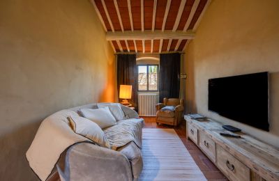 Country home for sale Lamole, Tuscany, Image 25/37
