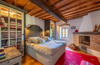 Country home for sale Lamole, Tuscany, Image 27/37