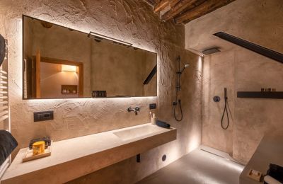 Country home for sale Lamole, Tuscany, Image 14/37