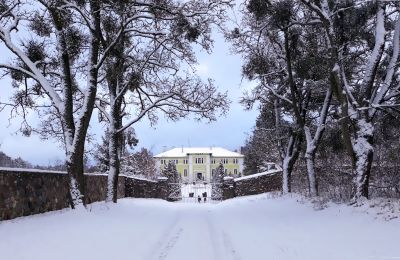 Castle for sale Olsztyn, Warmia-Masuria, Access