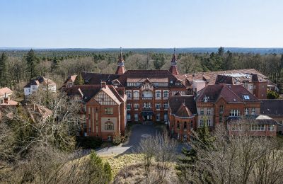 Castle for sale Cottbus, Klinikbereich 7, Brandenburg, Front view