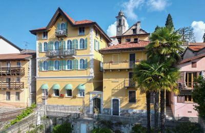 Historic villa for sale Bee, Piedmont, Exterior View