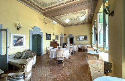 Historic villa for sale Bee, Piedmont, Large Hall