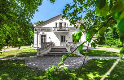 Manor House for sale 05-332 Żaków, Mazovia, Side view
