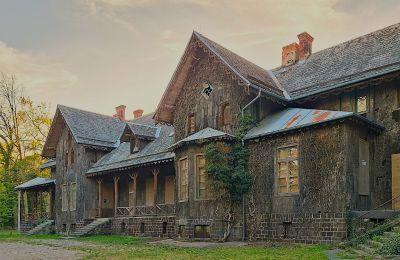 Historic properties, The wooden castle - Hunting lodge in Poland