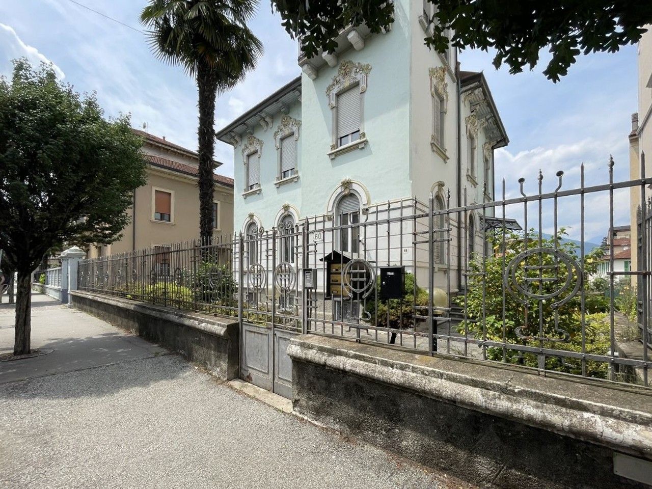Photos Lake Maggiore: Three-room apartment in Liberty villa in Luino